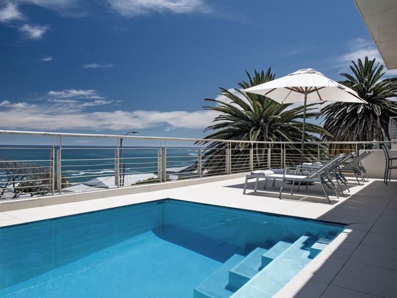 Blue Views Penthouse Beachfront Apartment With Pool Cape Town Luaran gambar